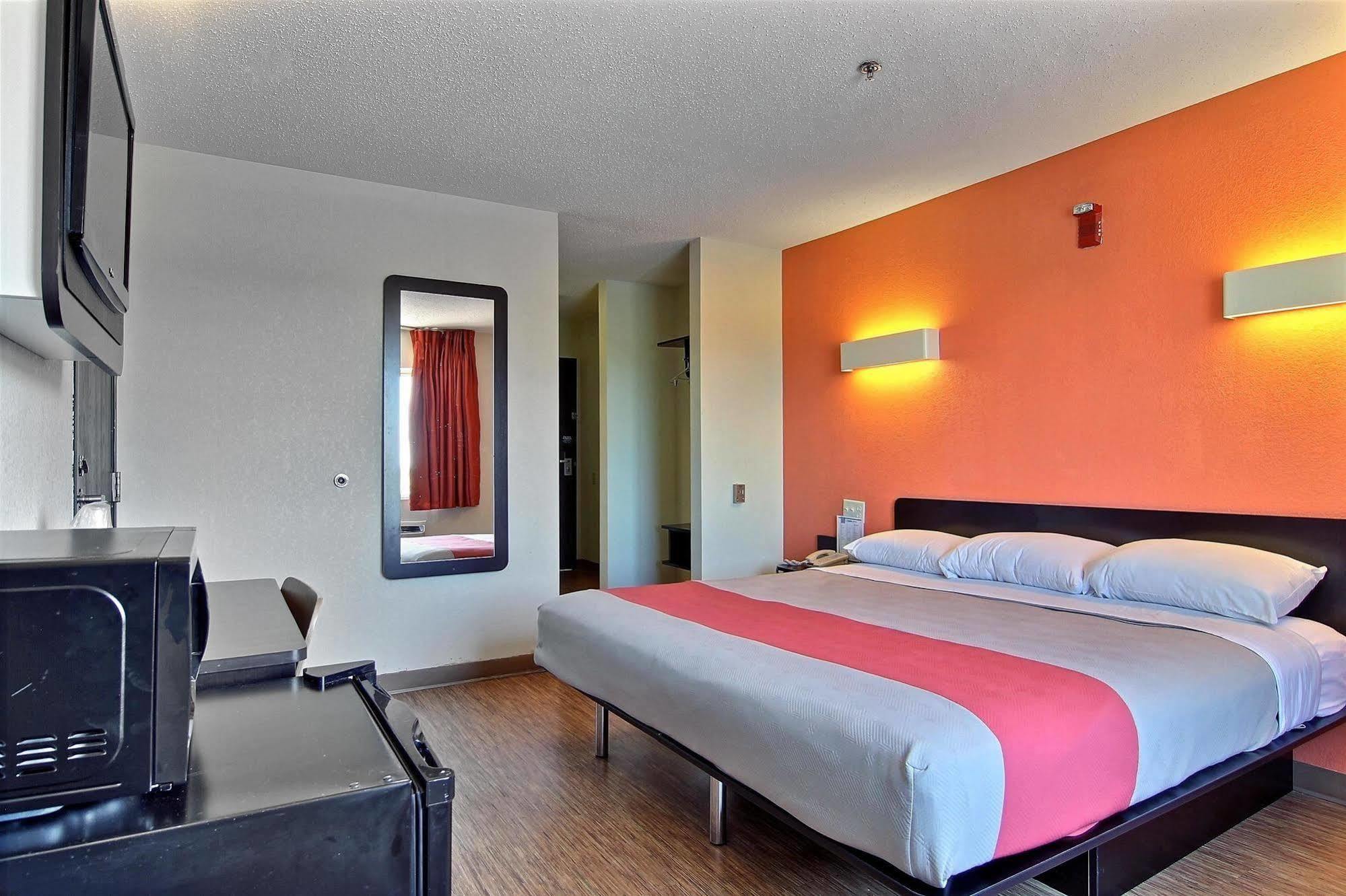 Motel 6-Gilman, Il Kültér fotó